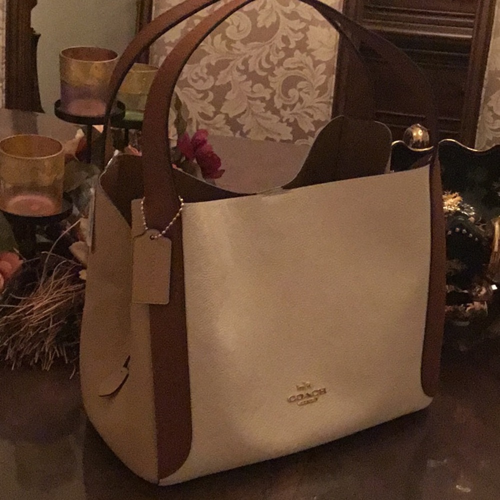 Coach Hand bag - Picture 6 of 8